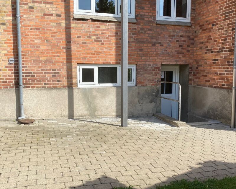 Terrasse til lejlighed med grønt område i Randers C