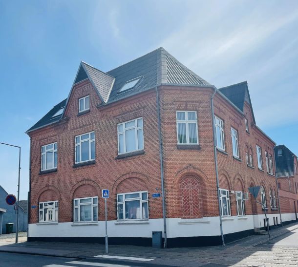 Ejendom med lejligheder i Vinderup